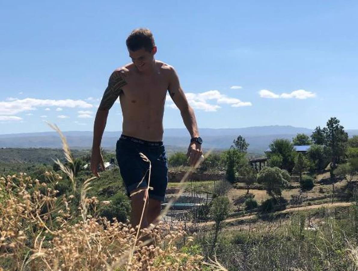 Santiago Molina, exjugador de Olancho FC, anuncia su retiro del fútbol con apenas 28 años; el motivo y su dura carta