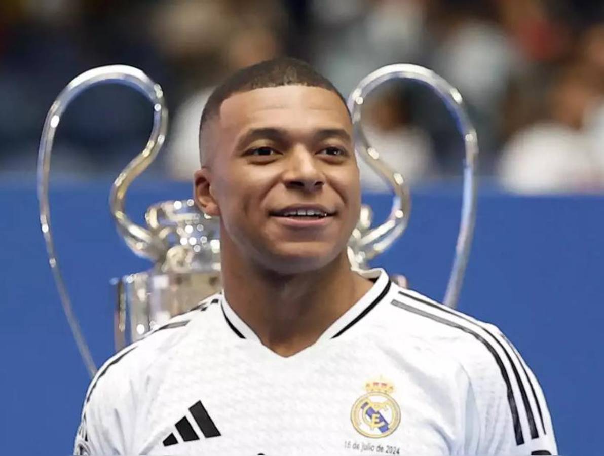 Cristiano Ronaldo supera con gran diferencia a Messi: los 10 jugadores mejor pagados del mundo en 2024