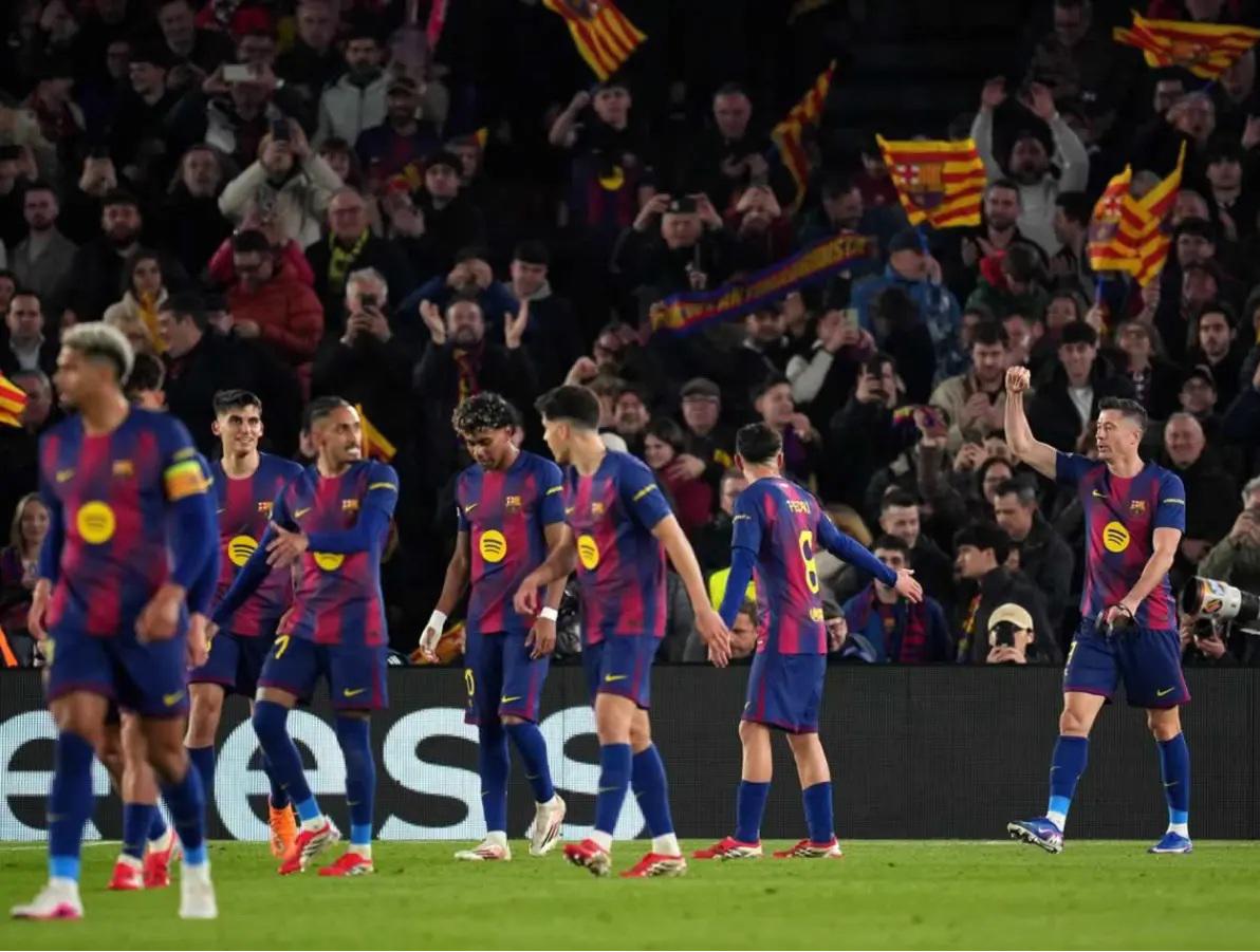 Hansi Flick pide que lo regalen o venda: el jugador que no quiere ni ver en Barcelona y el club toma decisión