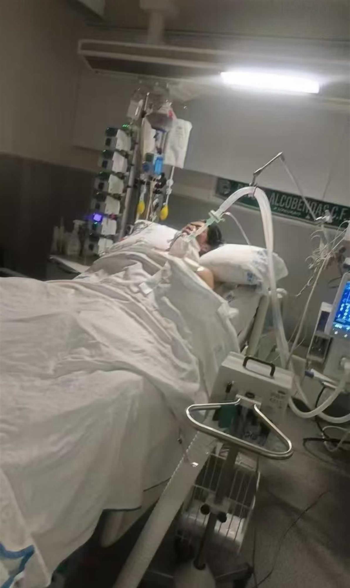 Estuvo en el Bayern Múnich, sufre muerte cerebral y revelan la causa: “Tiene pocas posibilidades”