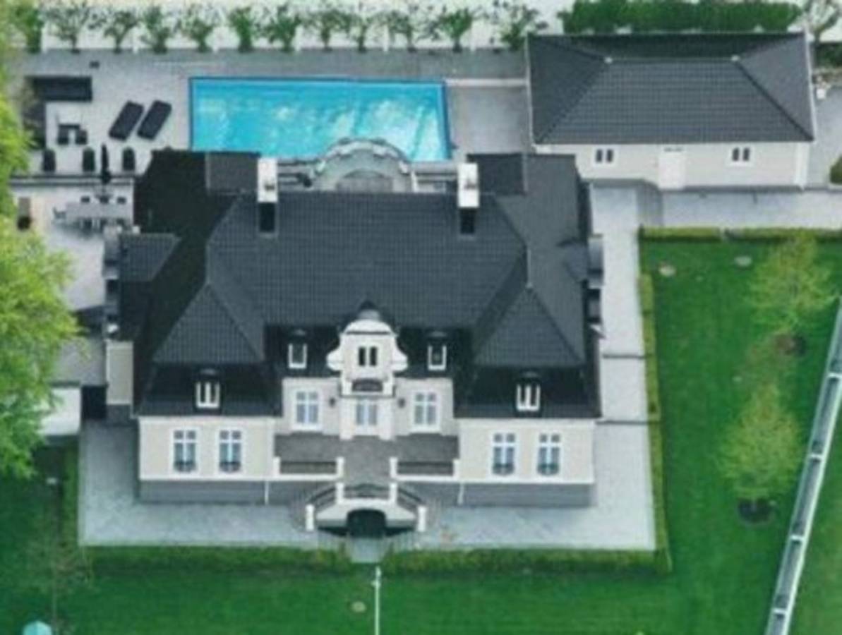 Las mansiones que no habías visto de otros grandes cracks del fútbol mundial