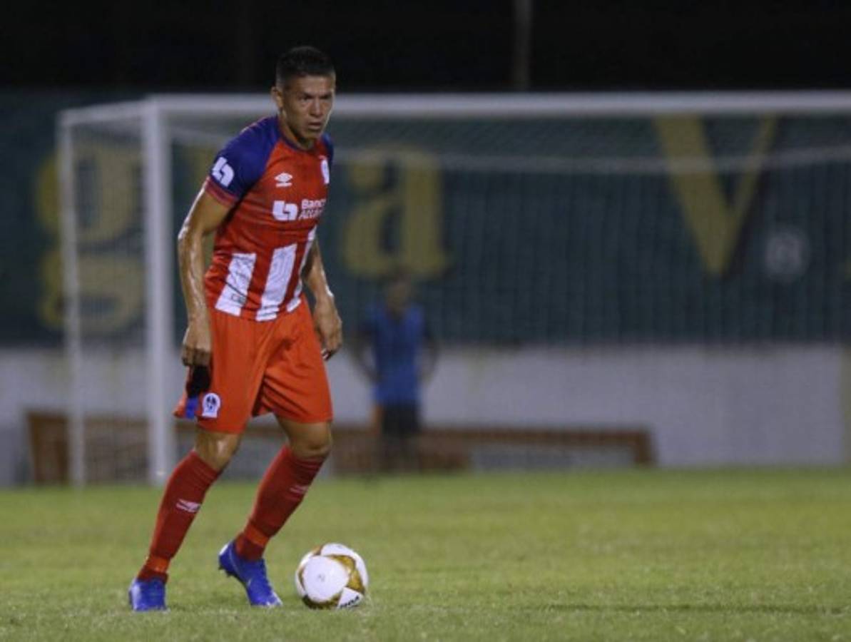 ¡Dos cambios! El 11 titular del Olimpia el clásico ante Motagua en el Olímpico