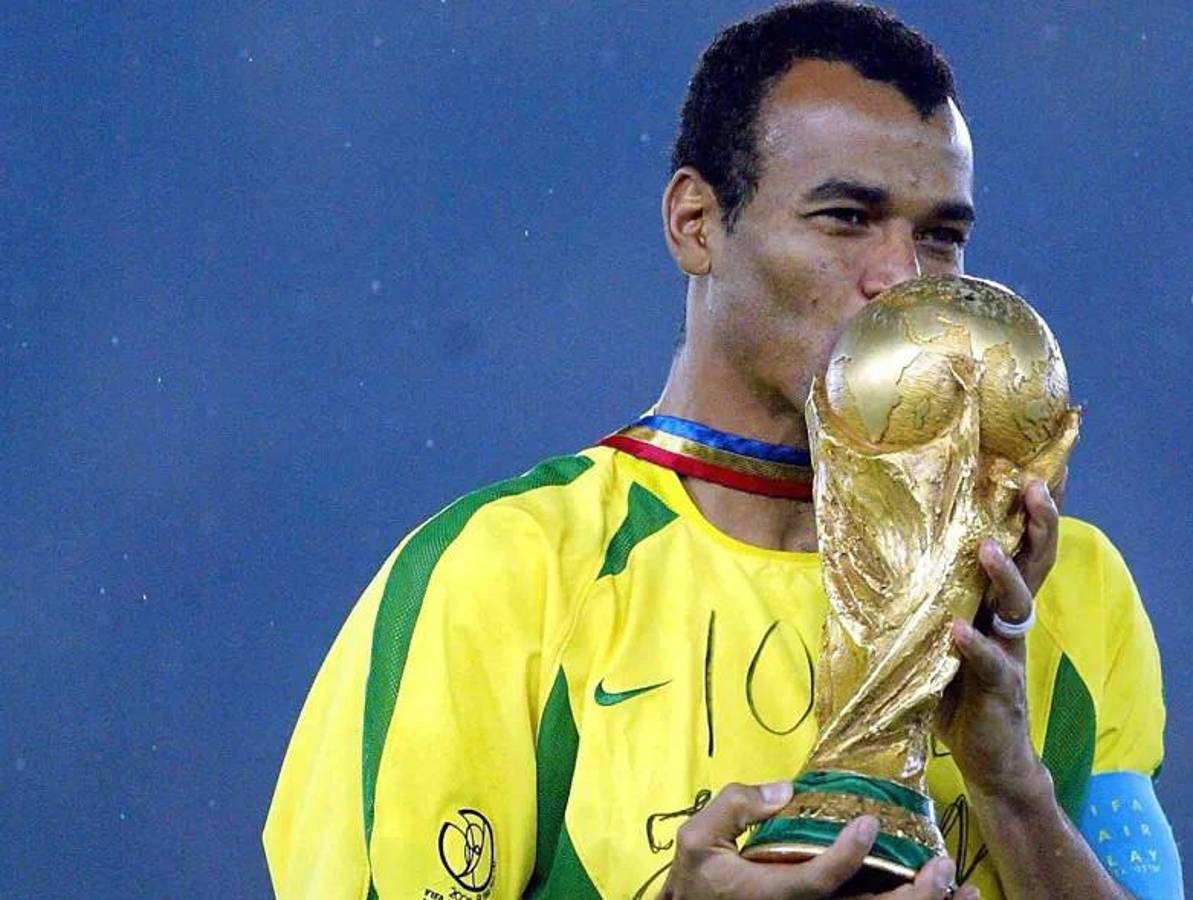 Ganó dos Copas del Mundo con Brasil y la decisión que tomó para evitar la bancarrota: “puedo dar todo para pagar”