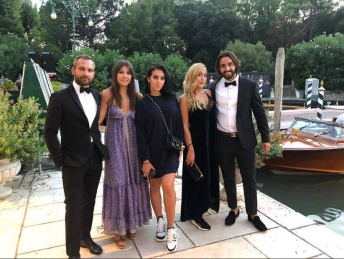 ¡Qué fotos! Georgina Rodríguez levanta suspiros en reconocido festival italiano