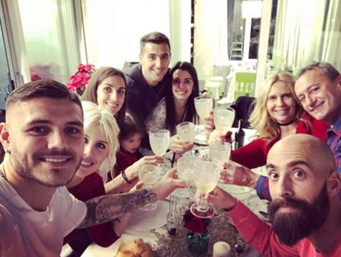 FOTOS: Así celebraron las fiestas de navidad los cracks por el mundo