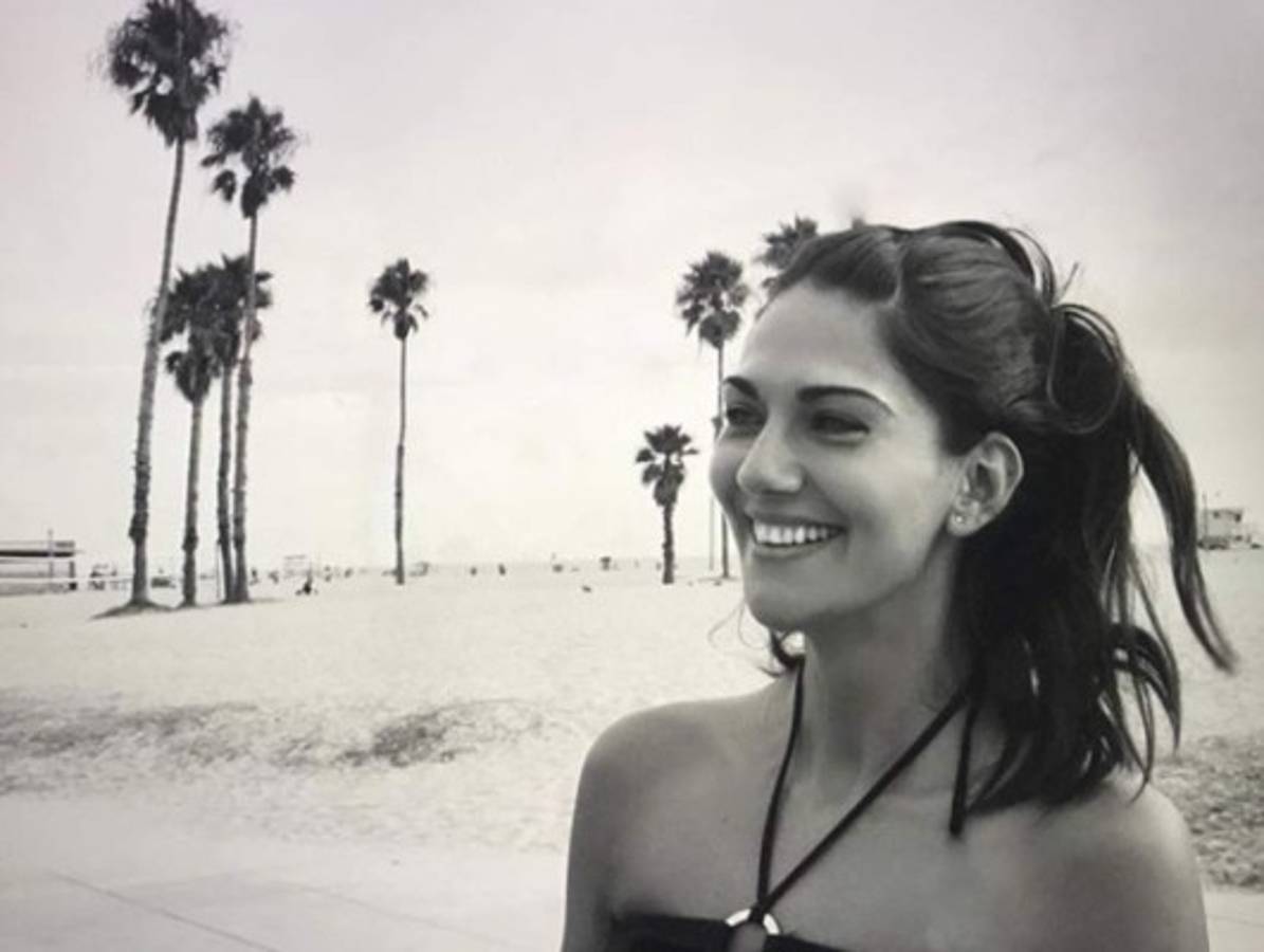 ¡Hermosa! Lorena Bernal, la guapa esposa del candidato a asumir el banquillo del Arsenal