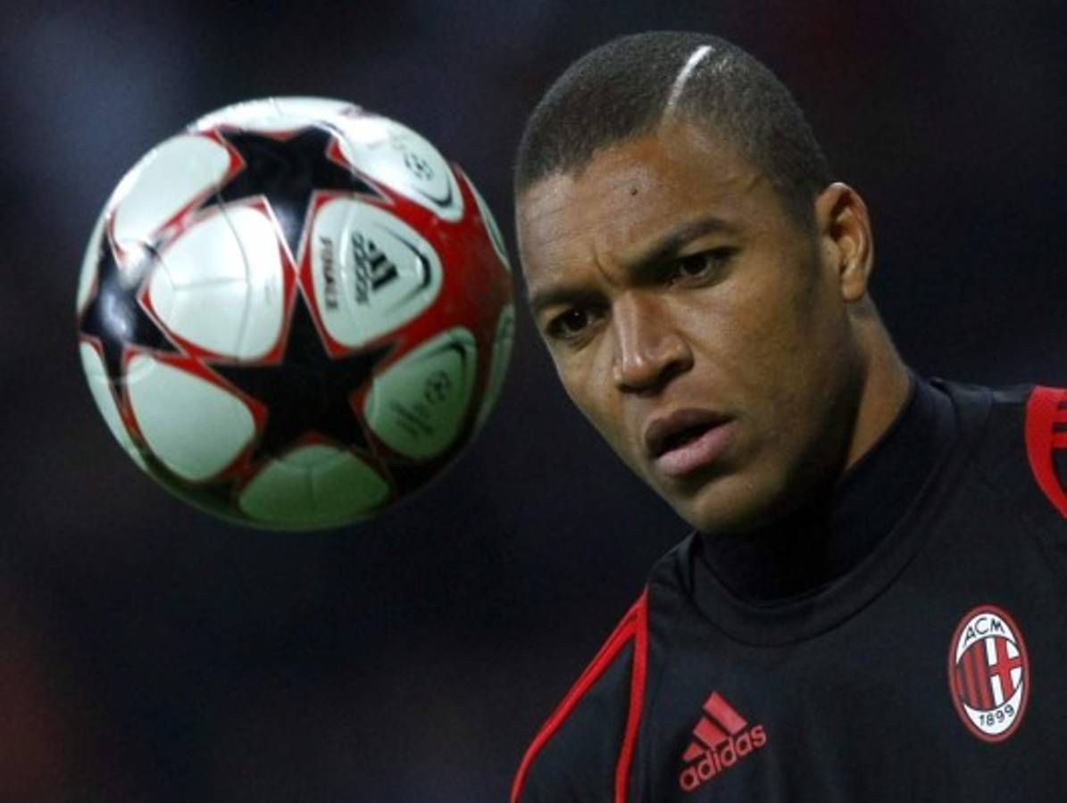 Equipón, pero... ¡El inexplicable 11 ideal de Kaká sin Messi!