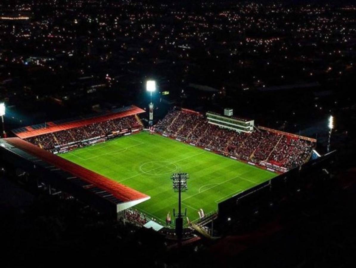 Así lucen los estadios de Centroamérica que son más viejos que el Nacional de Tegucigalpa