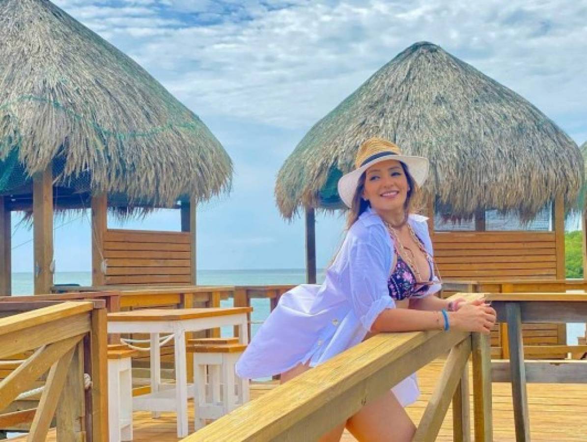 Virginia, la preciosa esposa de Emilio Izaguirre y sus vacaciones en las Islas de la Bahía