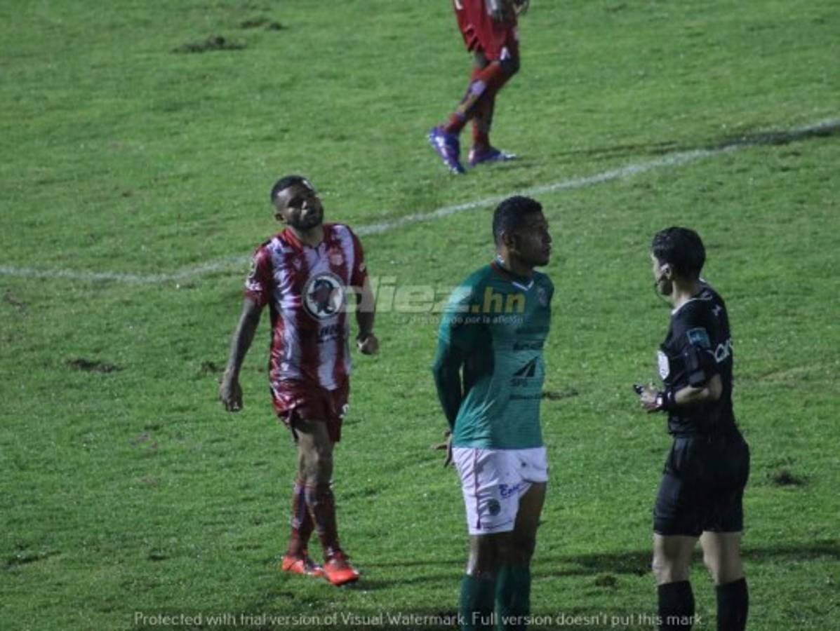 ¡No se vio en TV! La bronca de Araujo, festín de Arboleda, debut de Rocca y el show de 'Muma' en Motagua