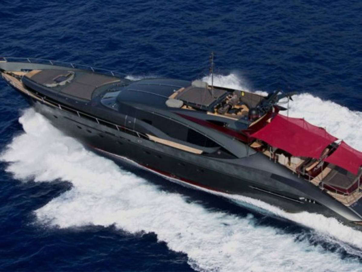 De una casa vieja con camas sostenida por ladrillos a los secretos de la riqueza de Cristiano Ronaldo