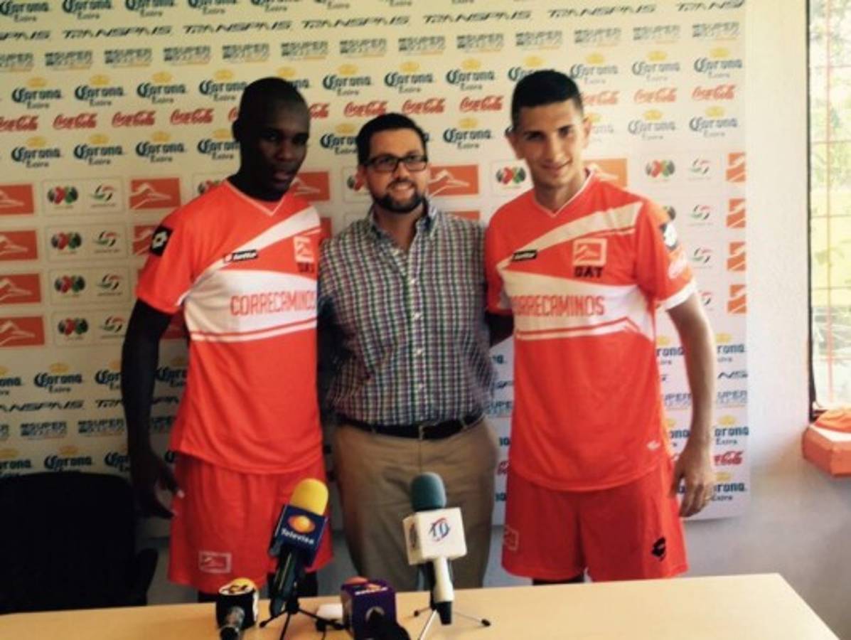 Presentan a Johnny Leverón y Rubilio Castillo en Correcaminos