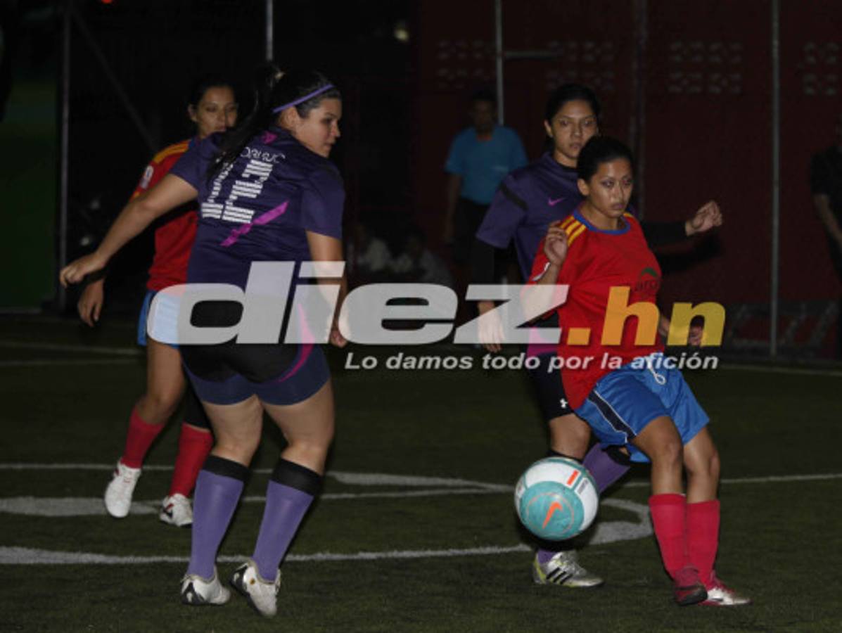 Torneo de fútbol femenino SPORTLINE 2013.