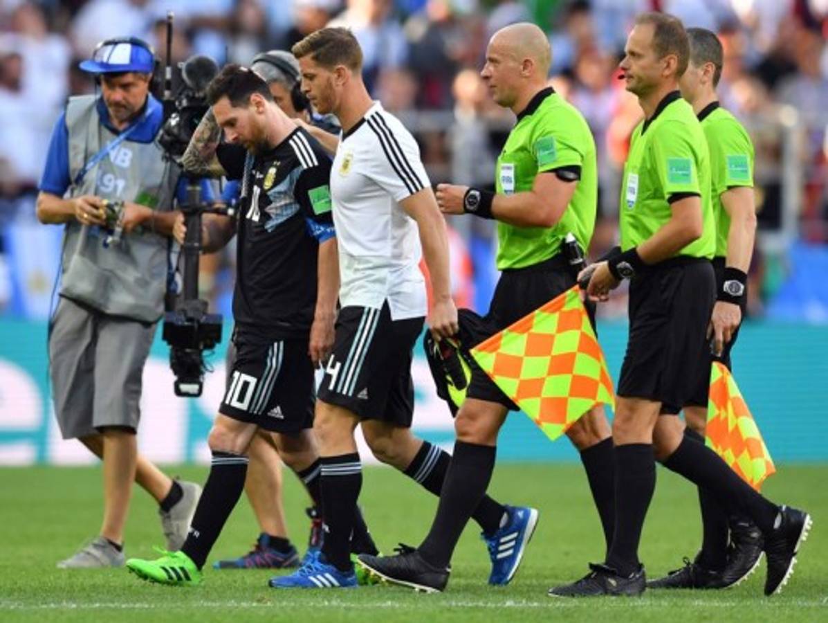 ¡Amargura y frustración! Los gestos de Messi en el Argentina-Islandia