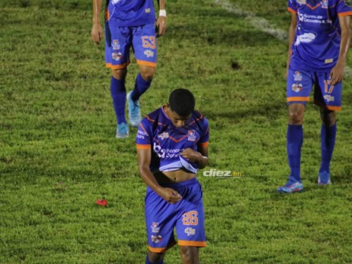 Vida a semifinales y La Ceiba celebra con caravana y fuegos artificiales: Imágenes que no viste en TV