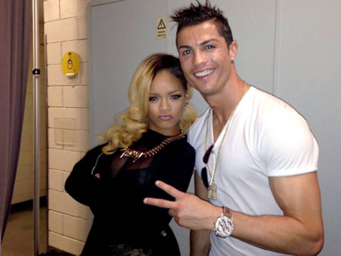 Rihanna pone en duda sexualidad de Cristiano Ronaldo