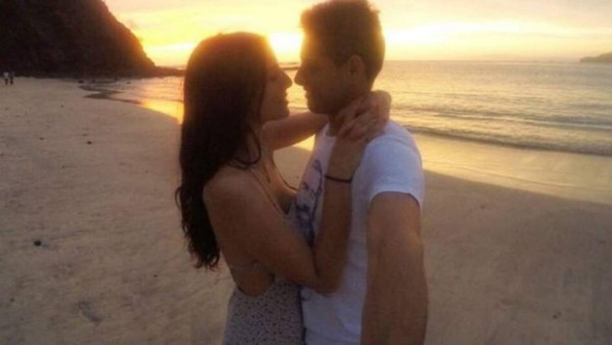 Ex novia de Javier 'Chicharito” Hernández revela verdaderos motivos de su separación