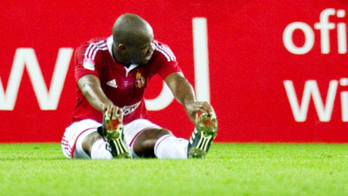 Osman evita el quirófano y solo estará tres semanas fuera