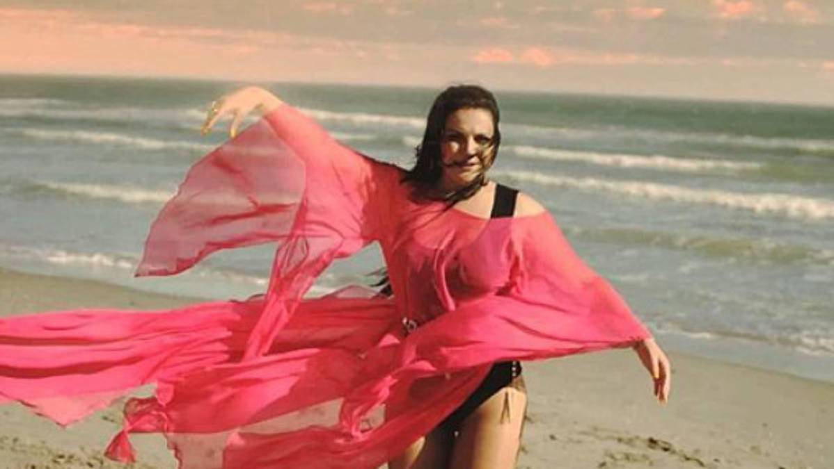 Hermana de Cristiano Ronaldo debuta como cantante