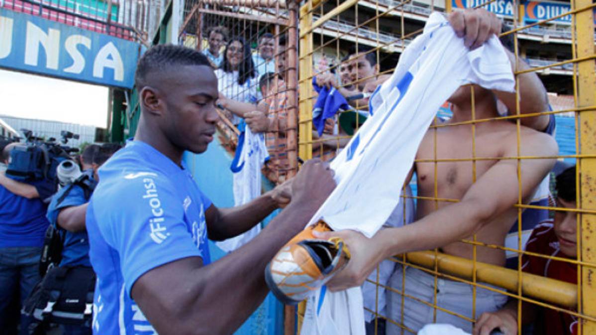 Los legionarios desatan locura en San Pedro Sula