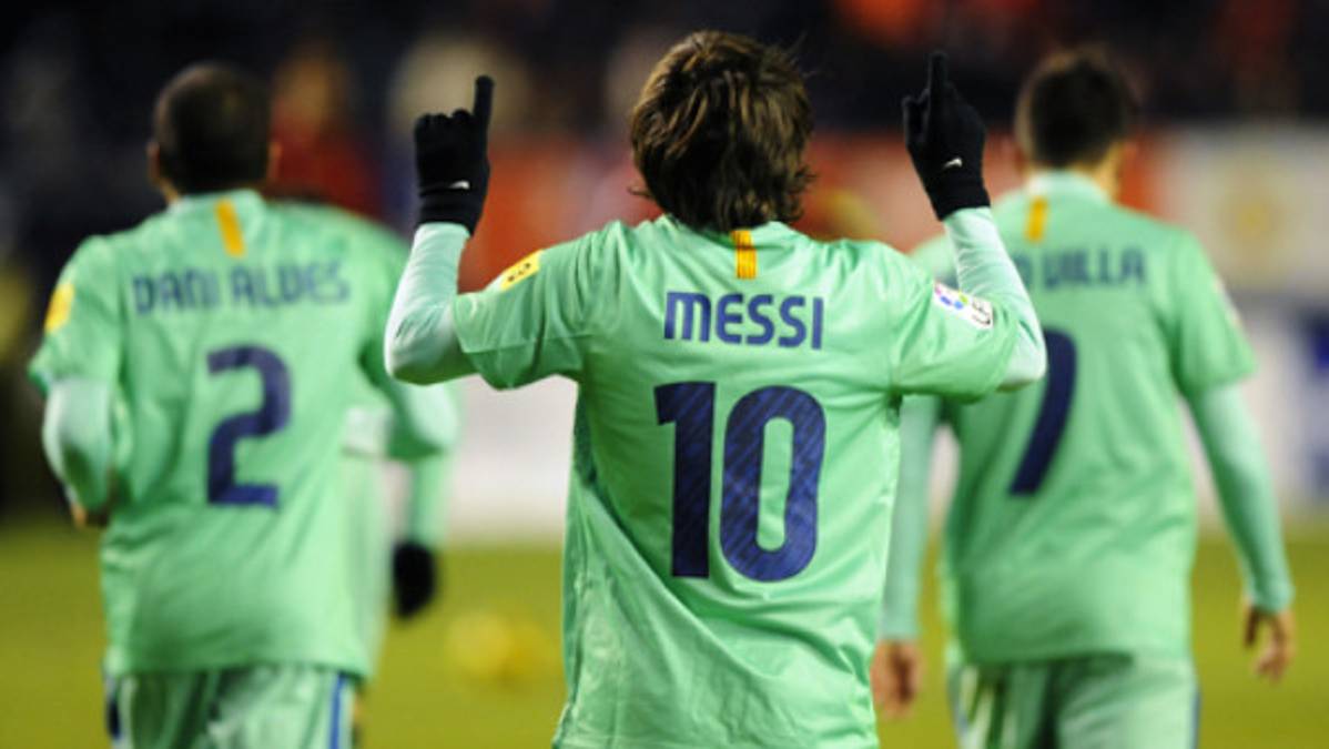 Pedro y Messi consolidan al Barcelona