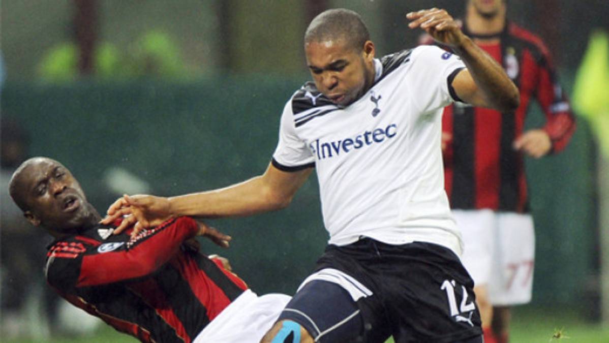Wilson y Tottenham golpean al Milan