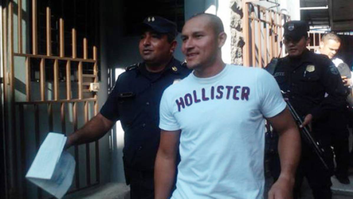 Condenan a jugador salvadoreño a tres años de prisión conmutada