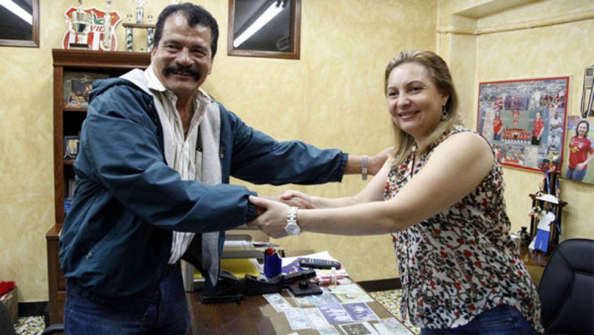 Hernán García es nuevo técnico del Vida