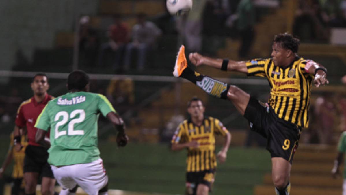 Marathón acabó bailando al Real España