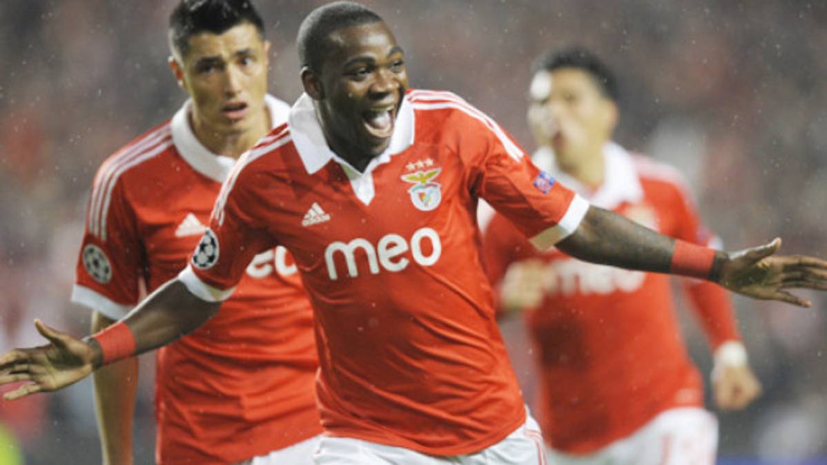 Celtic pierde, pero está a un paso de clasificar