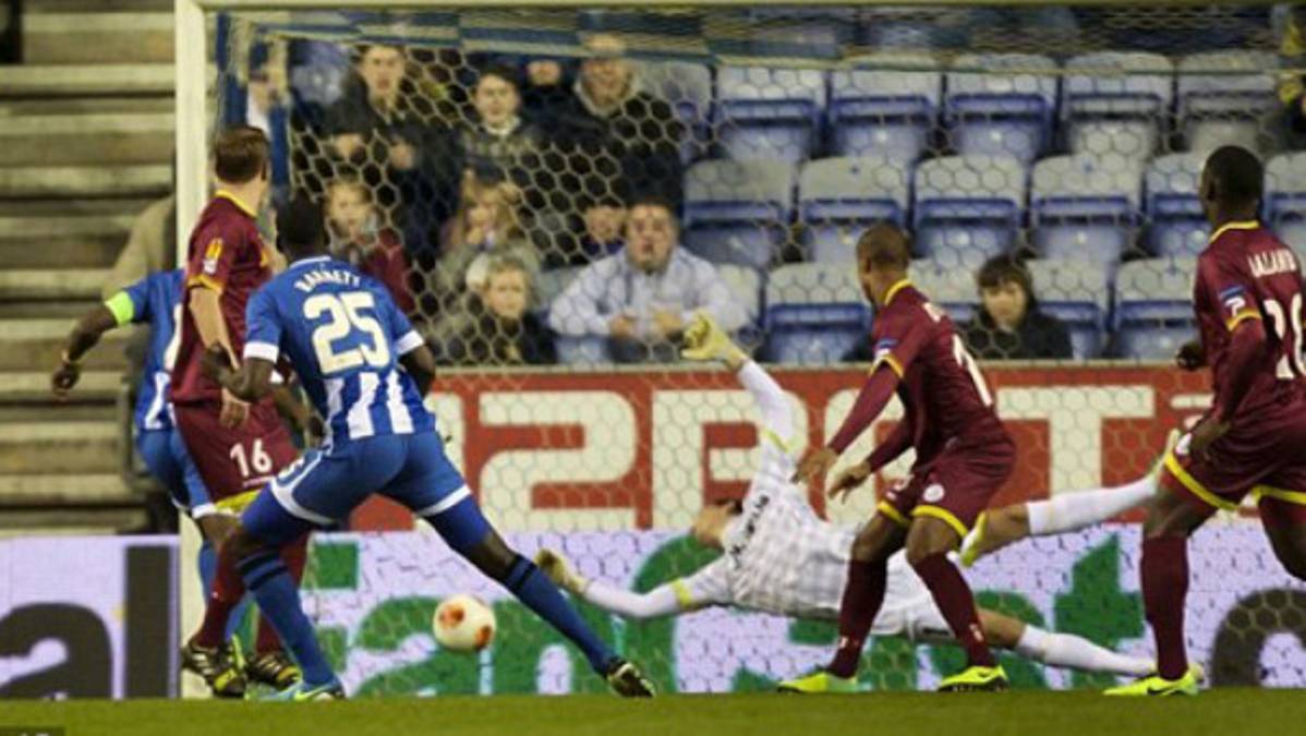 Zulte Waregem vence y complica al Wigan en la Europa League
