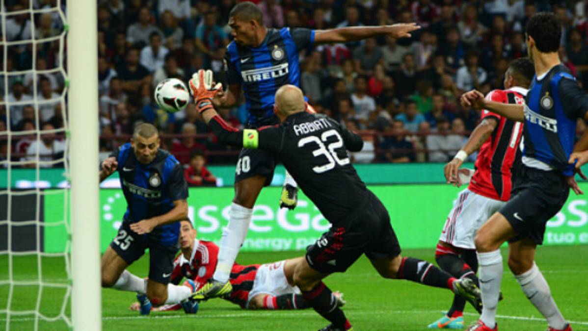 El Inter sufrió, pero ganó contra el Milán