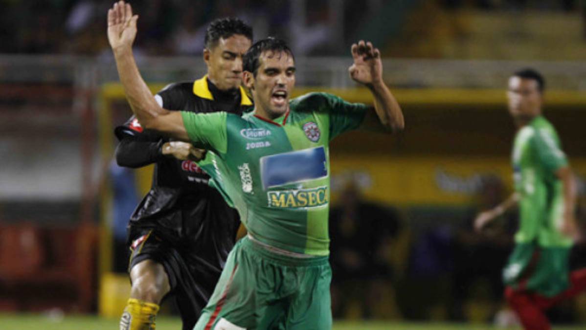 Real España rescató un punto dramático