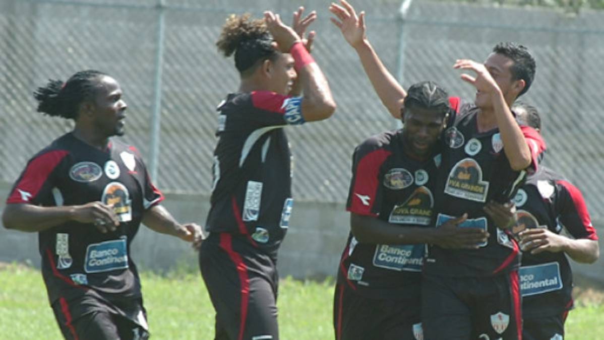 Real Sociedad y Atlético Choloma empatan y quedan comprometidos