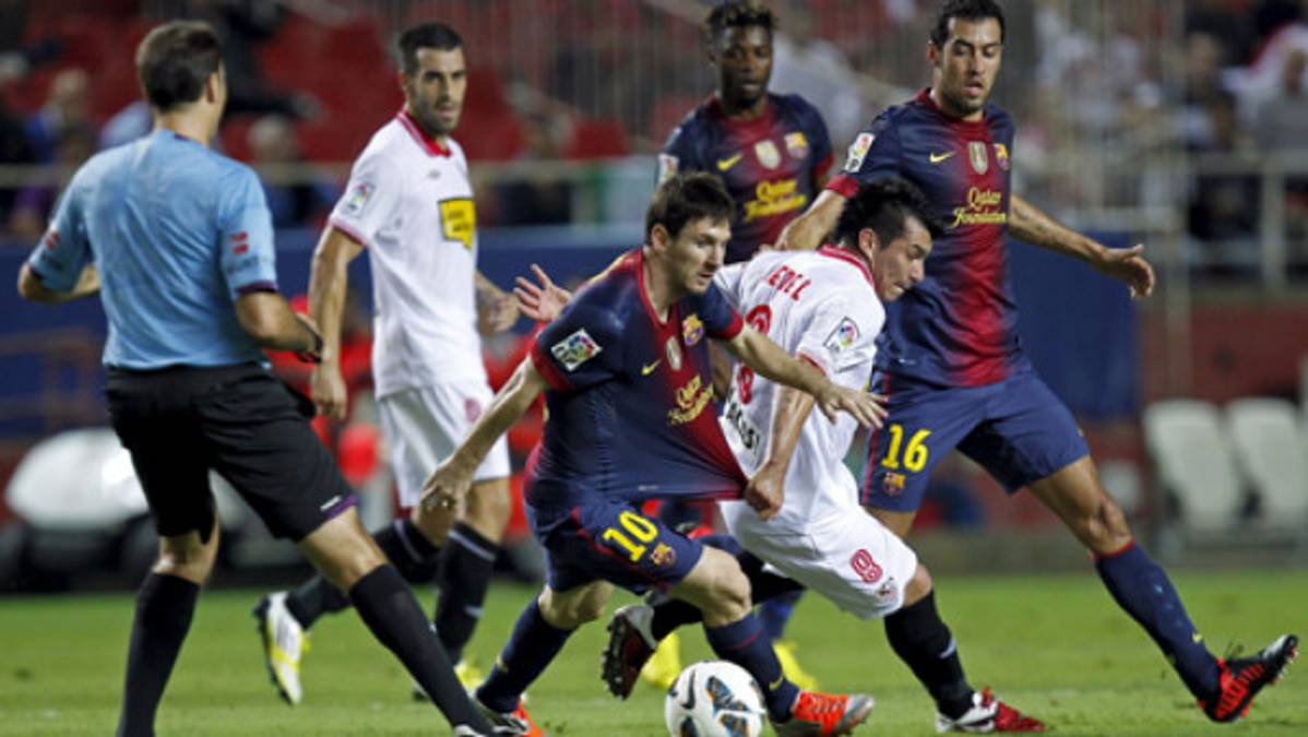 Barcelona gana con polémica al Sevilla
