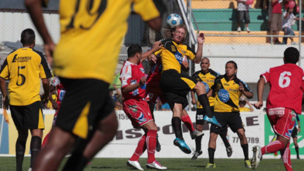 Hispano gana y se aferra a la categoría