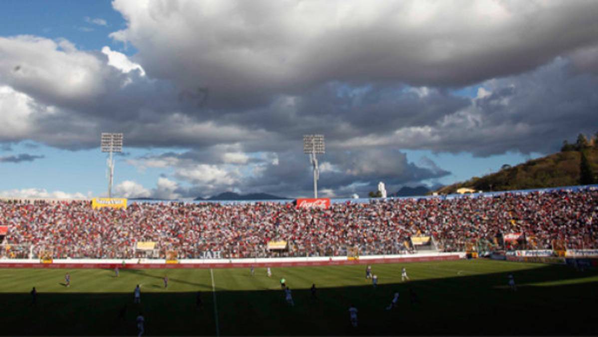 Gran ambiente para un pobre partido