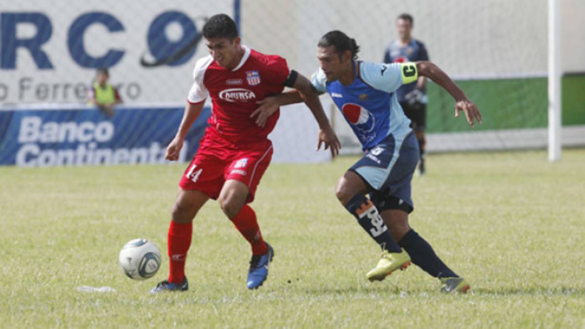 Necaxa le estrenó la corona a Motagua
