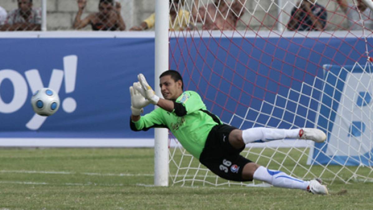 Olimpia goleó ante la mirada de Sambulá
