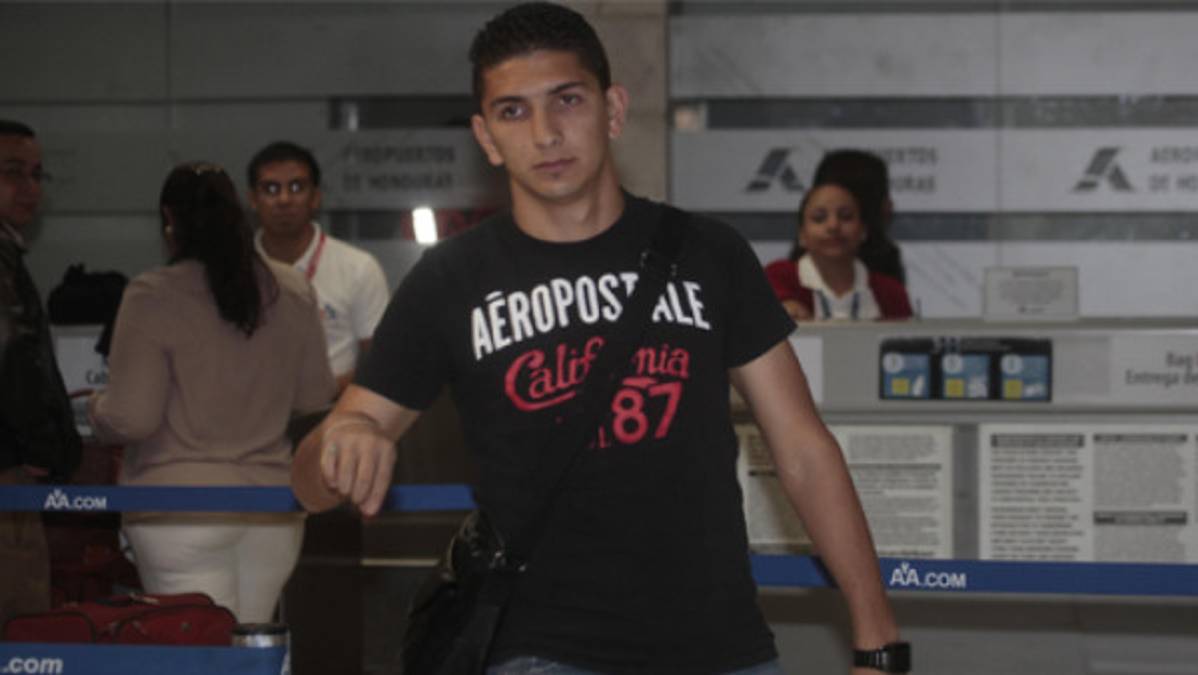 Leverón viaja para unirse al Whitecaps