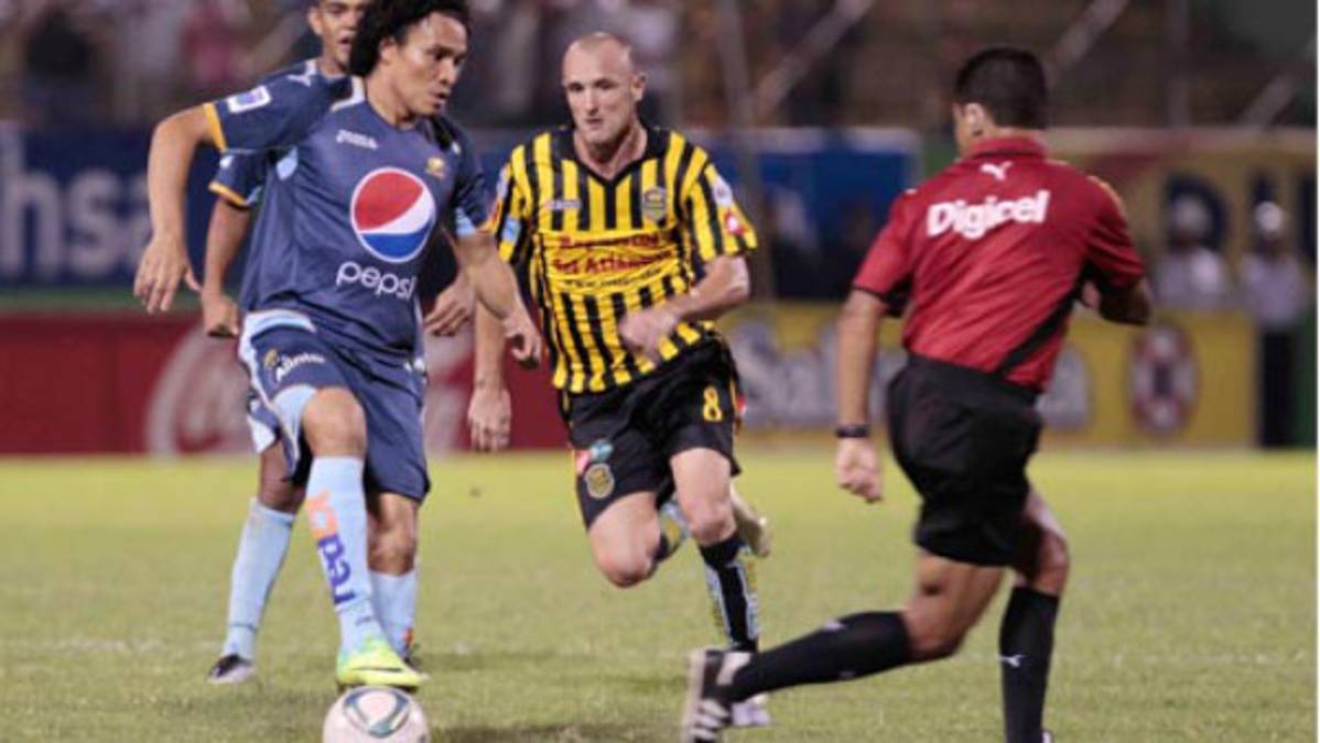 'Rambo' de León hace su estreno con Motagua