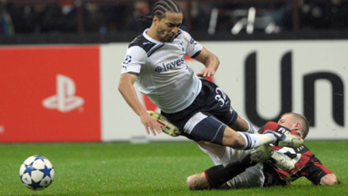 Wilson y Tottenham golpean al Milan