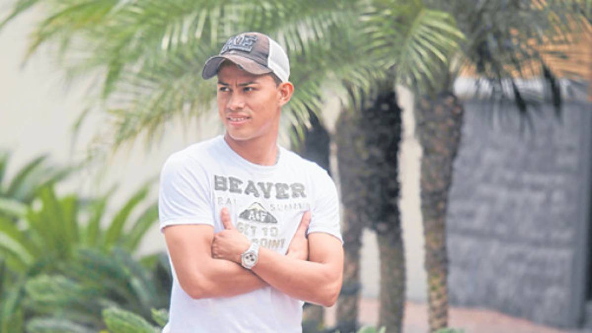 Marco Vega: 'De mi papá no sé nada'