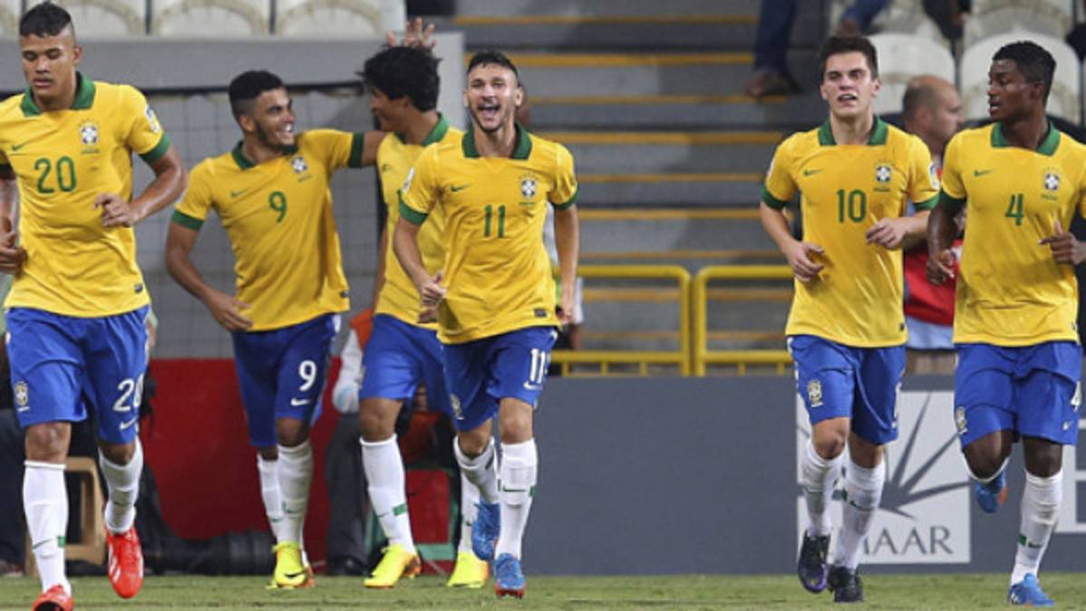 Brasil vence a Rusia y jugará en cuartos contra México