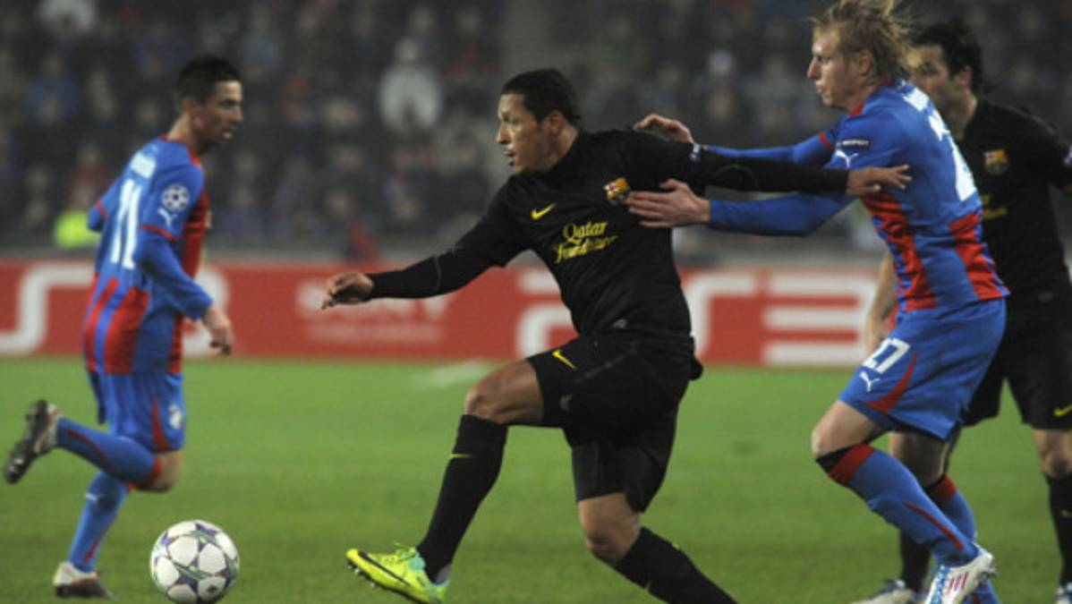 Barcelona golea y se mete a los octavos