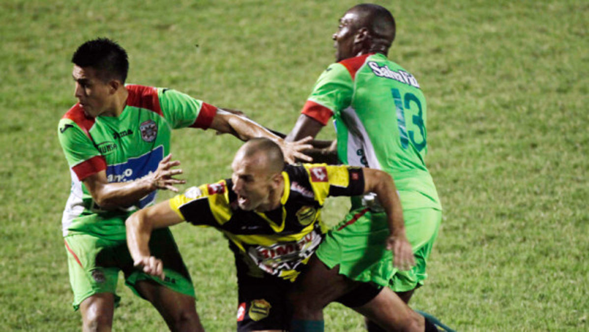 Real España y Marathón se reparten puntos