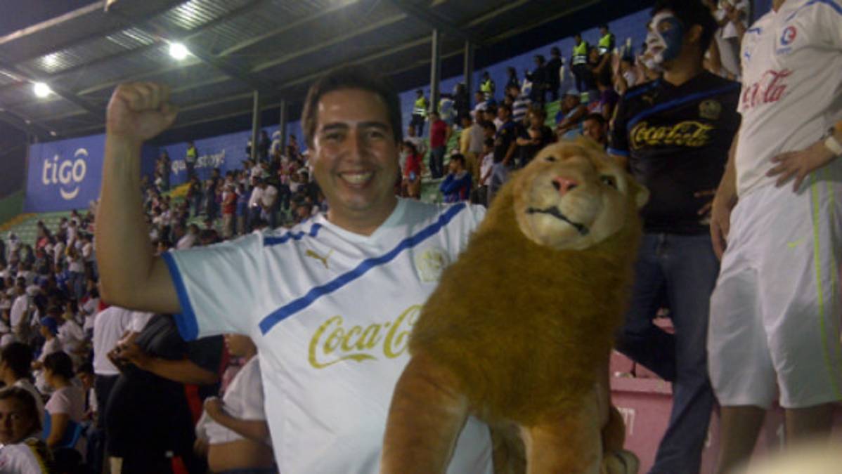 Olimpistas en el mundo celebran el título 25