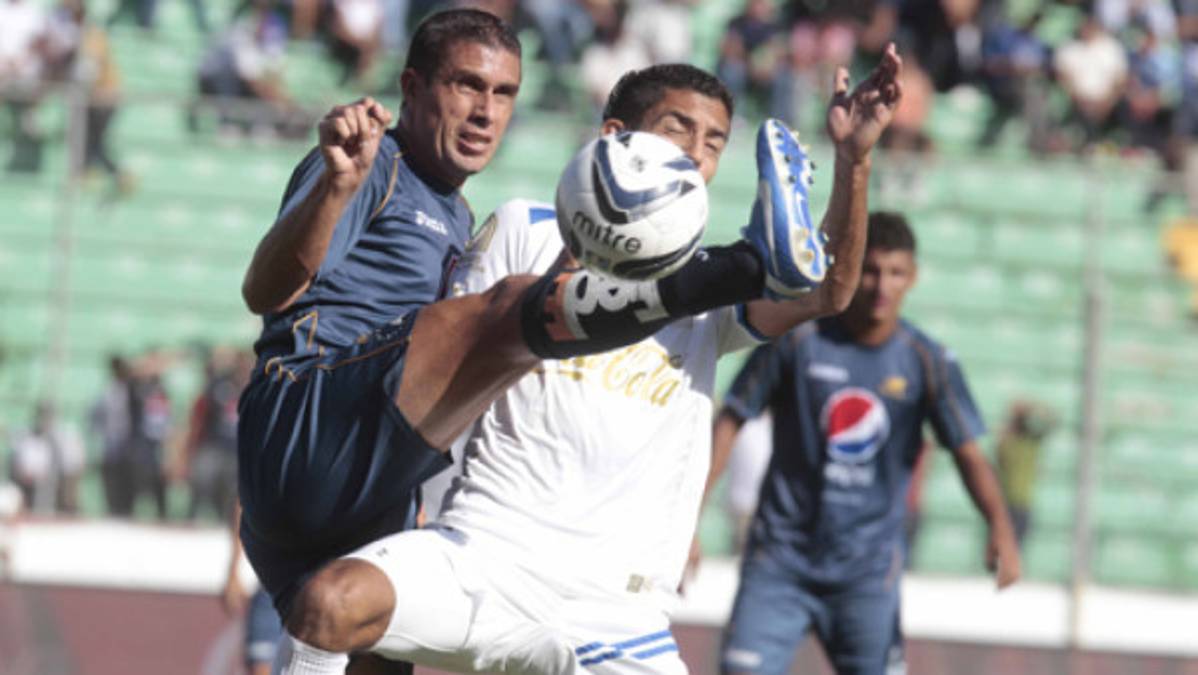 Olimpia ganó el pulso y tendió al Motagua