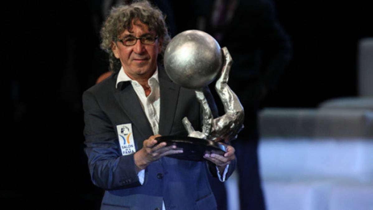'Mágico' González ingresó al Salón de la Fama del Fútbol en México