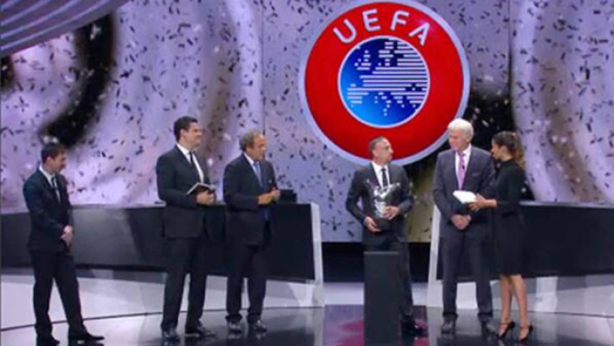 Ribery le ganó el premio a Messi y Cristiano Ronaldo